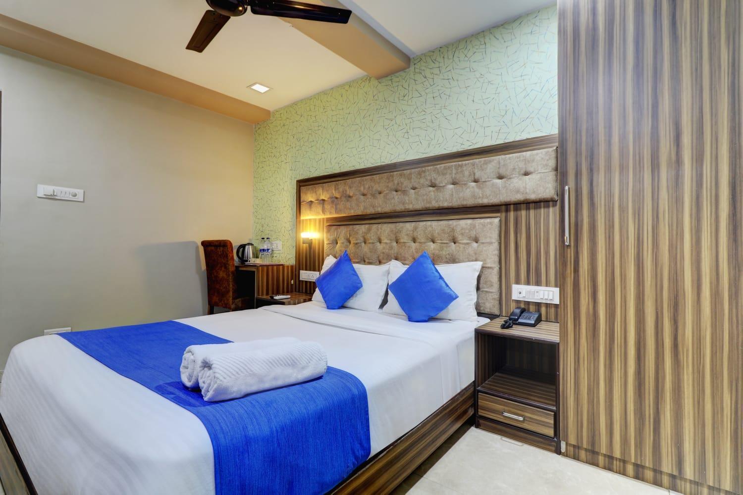 Hotel New Blue Sapphire Residency Mumbai  Buitenkant foto