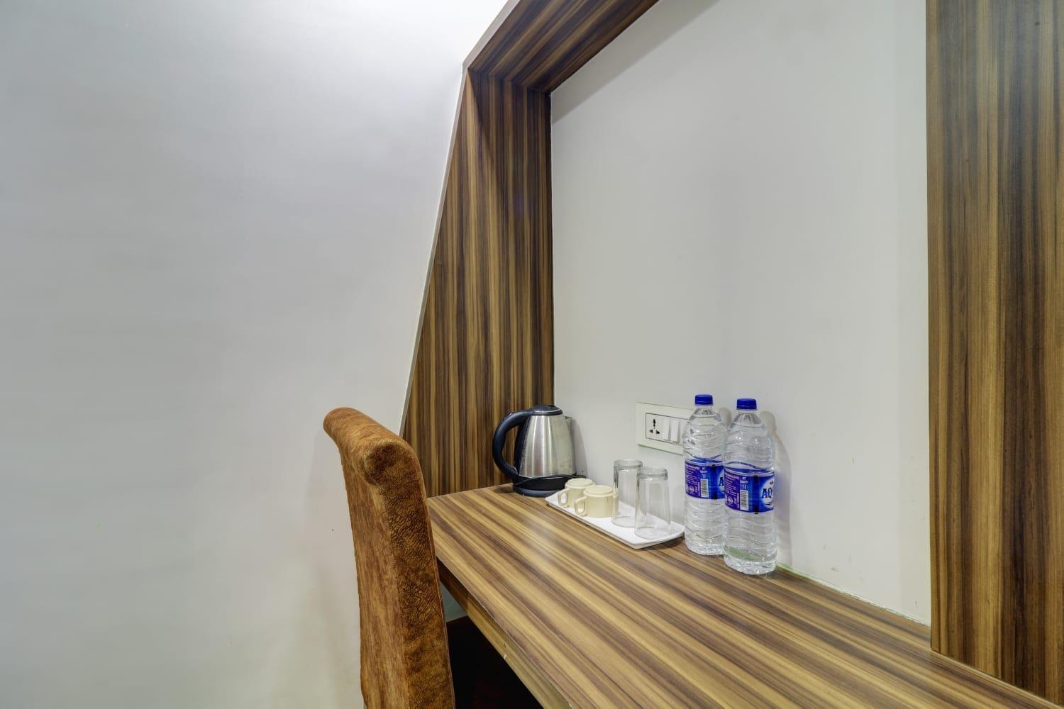 Hotel New Blue Sapphire Residency Mumbai  Buitenkant foto