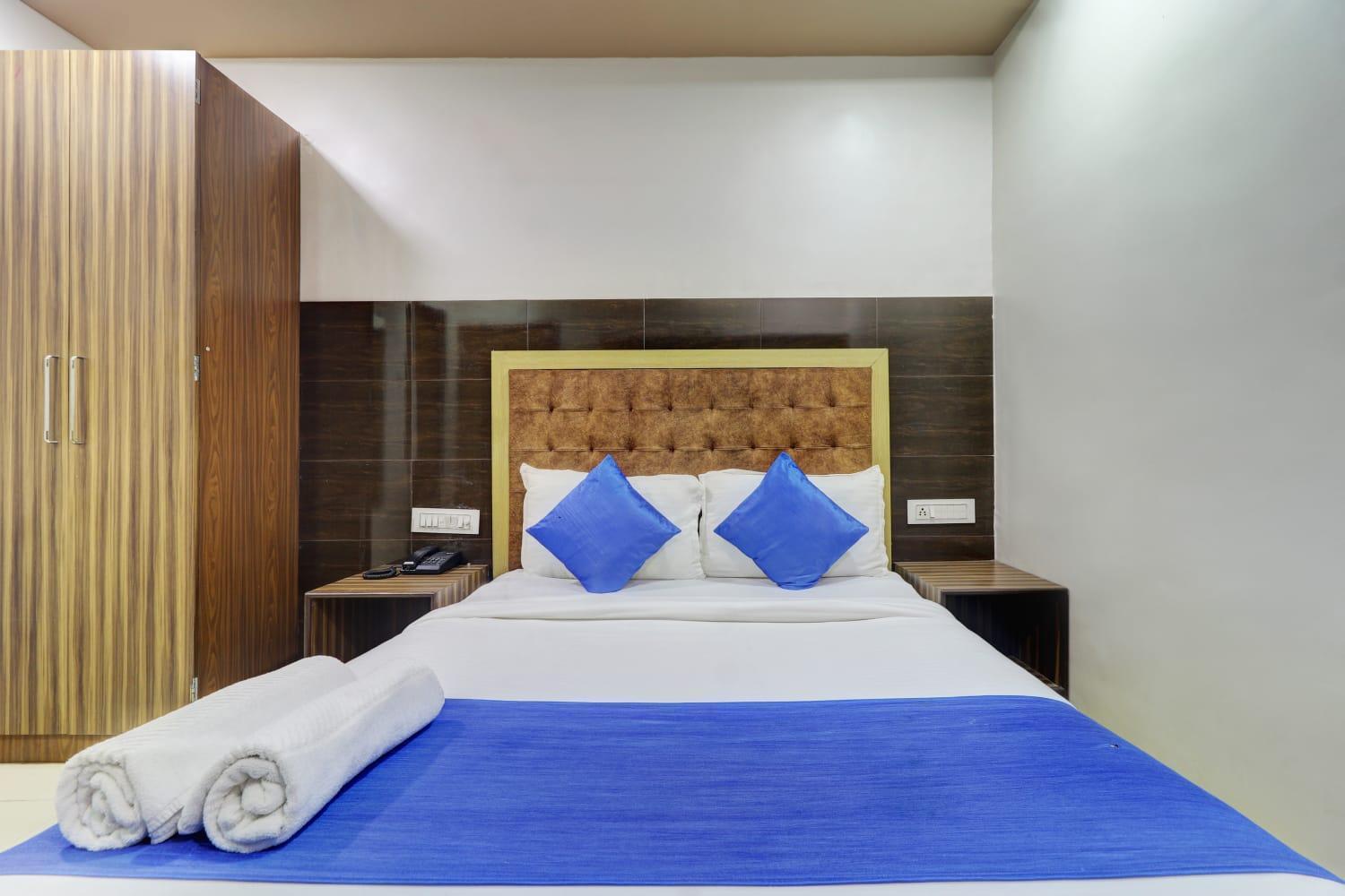 Hotel New Blue Sapphire Residency Mumbai  Buitenkant foto